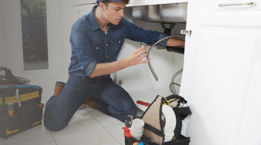 Local expert plumbing services in Coal Valley, IL